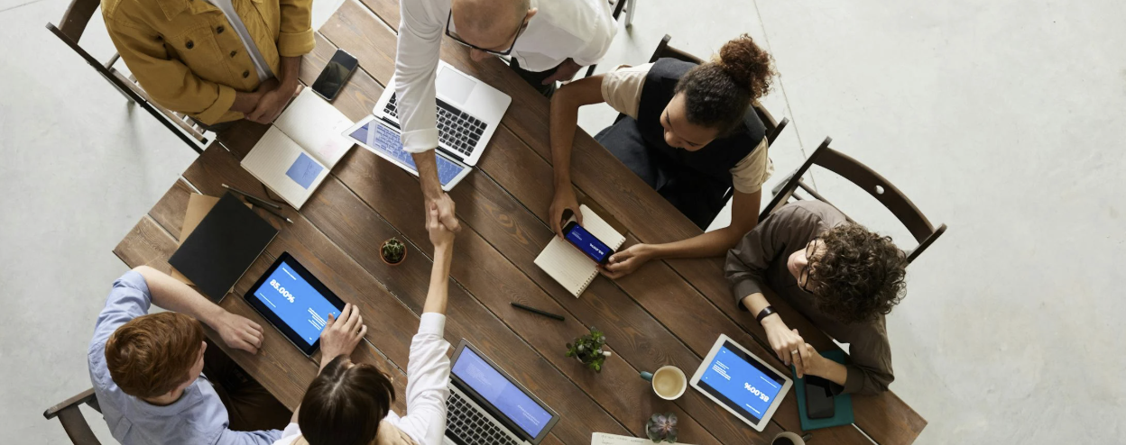 Dashboard การบริหาร KPI แบบหลายระดับ: จากองค์กรสู่พนักงาน